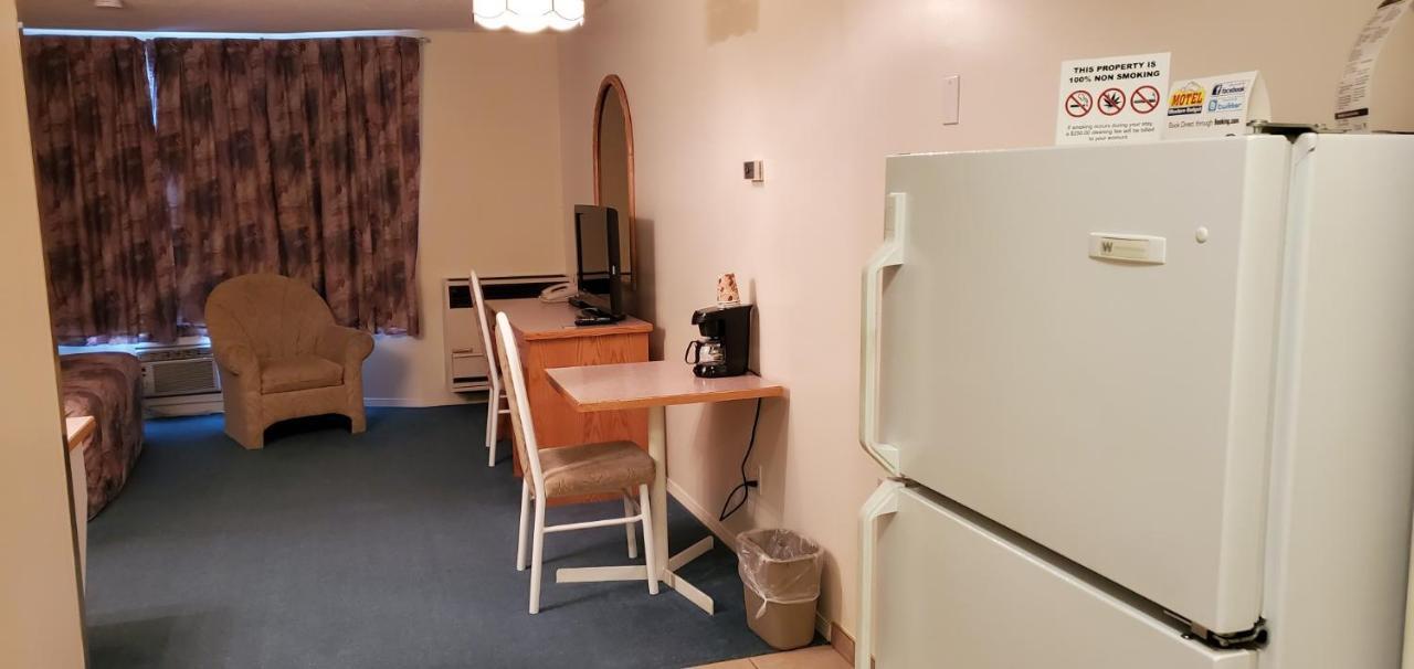 Western Budget Motel Cold Lake Zewnętrze zdjęcie